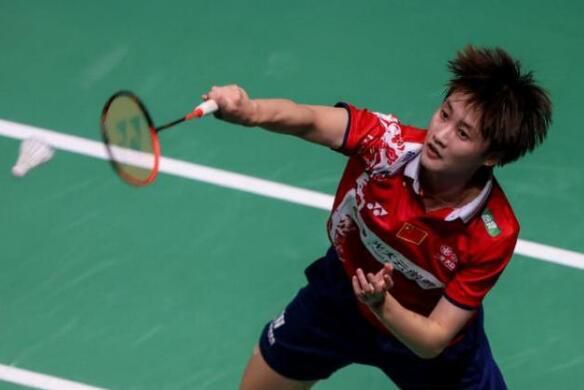英媒talkSPORT撰文谈到了这名小将被提前召回的事宜，直言这或是澳波应对孙兴慜因亚洲杯暂时离队的举措。
